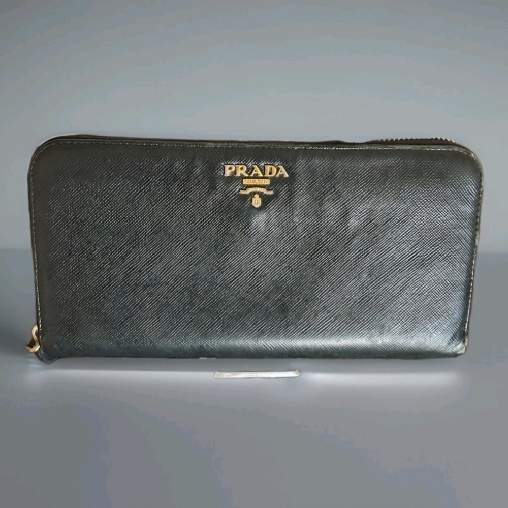 PRADA Zip Around Long Wallet Black Saffiano Leather Gold Logo Made In Italy - Picture 1 of 10
